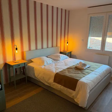 Hébergement de vacances En Champagne - Piscine Intérieur Et - 15 Personnes