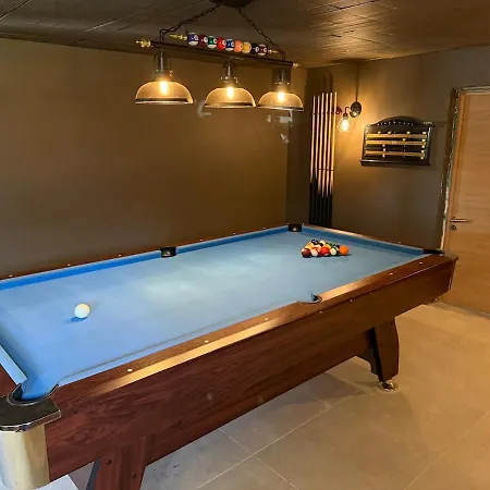 En Champagne - Piscine Intérieur Et - 15 Personnes *